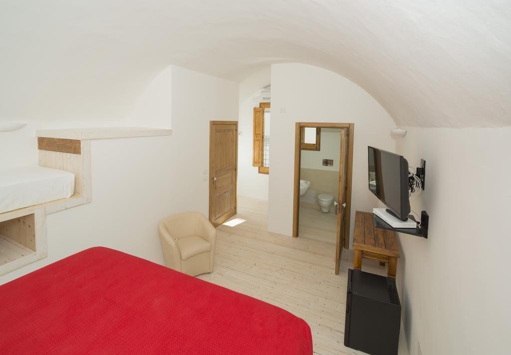 Relais Carlo V - Palazzo Storico Bed & Breakfast Gallipoli Ruang foto