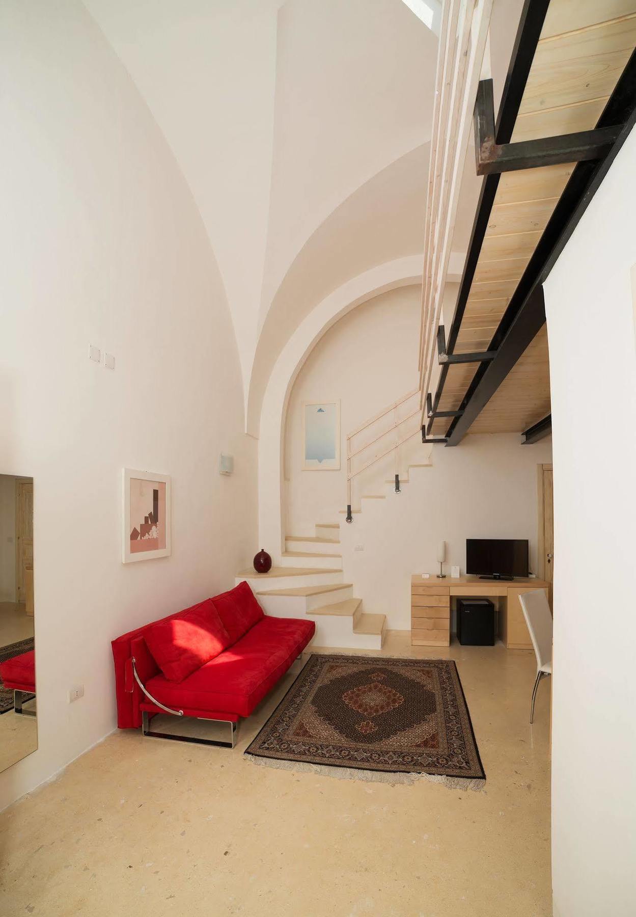 Relais Carlo V - Palazzo Storico Bed & Breakfast Gallipoli Bagian luar foto